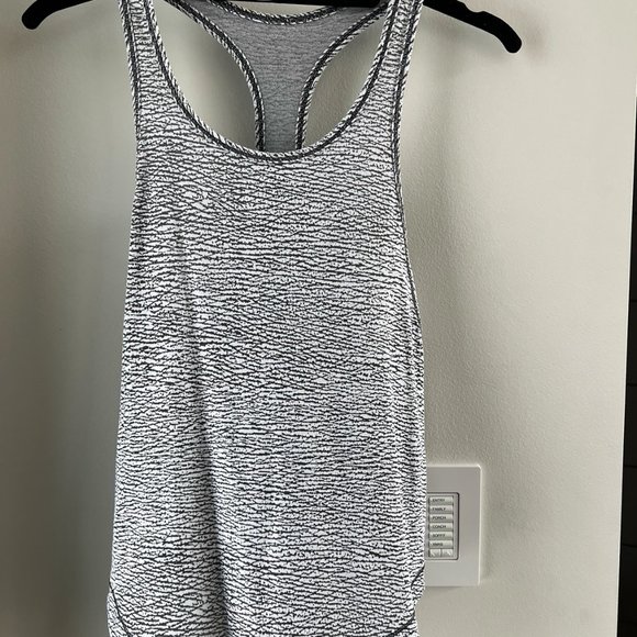 lululemon athletica Black and White Tank Top - Picture 1 of 3